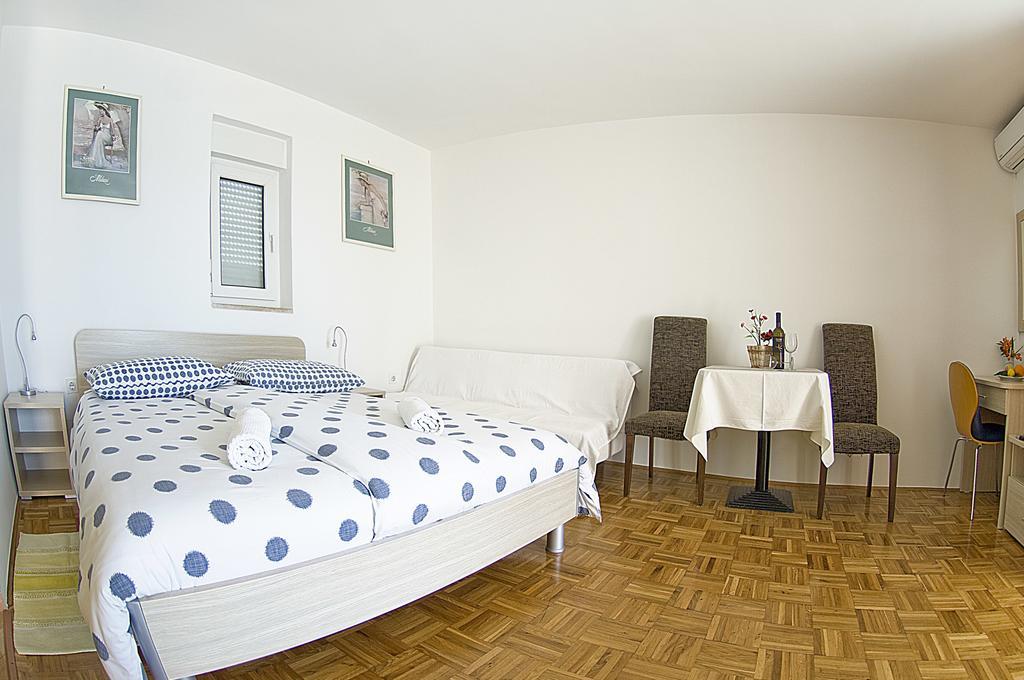 Apartments Tomato 1 Новиград Экстерьер фото